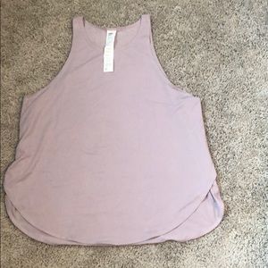 💰 3/$25 Fabletics size M rose swing athletic tank